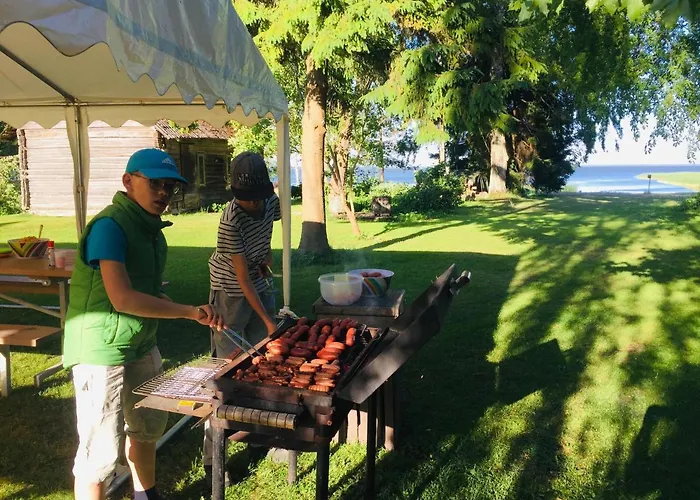 Vanasauna Pensión *